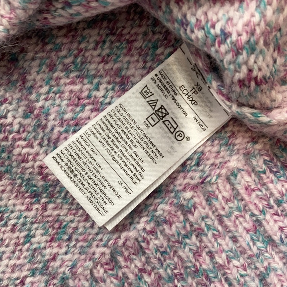 GAP Sweater - Picture 4 of 5